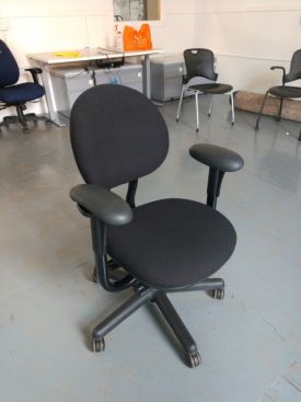 C72449 - Steelcase Criterion Chairs