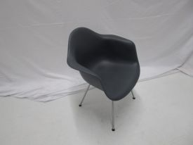 C72966 - Herman Miller Bucket Chairs