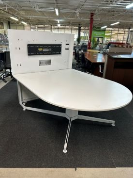 T23511 - Media:scape Meeting table by Steelcase