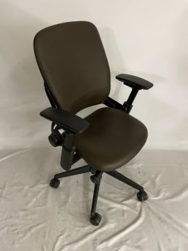 C72890 - Steelcase Leather Leap Chairs