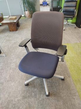 C72867 - Steelcase Amia Chairs