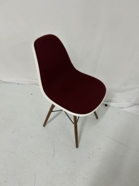 C72977 - Herman Miller Eames Side Chairs