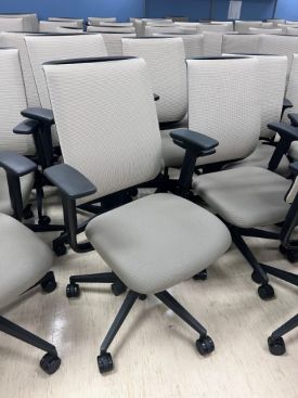 C72956 - Steelcase Reply Chairs