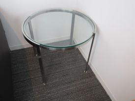 R7634 - Glass End Table