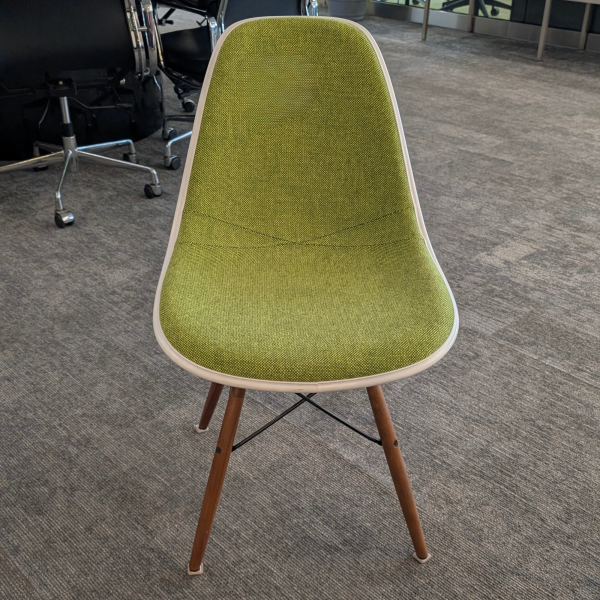 Green Herman Miller Eames Side Chairs - Image 2